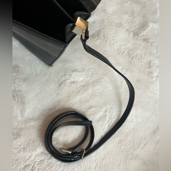 Kate Spade Bow Crossbody ‼️Read Description ‼️ - Picture 12 of 15